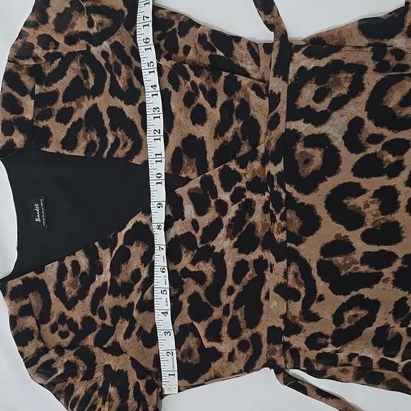 Bardot Wrap. Leopard Print Dress 6 - Picture 6 of 11